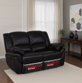 Sofa 2-osobowa skórzana Alabama w kolorze ciemny brąz z funkcją relax na tle eleganckiego salonu.