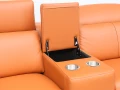 Stylowa sofa Milano do salonu, łącząca naturalną skórę, nowoczesną formę oraz elektryczną funkcję relaks dla pełnego komfortu.