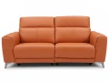 Sofa Milano premium ze skóry naturalnej z funkcją relax, która zapewnia wygodną pozycję podczas odpoczynku, czytania i seansów.